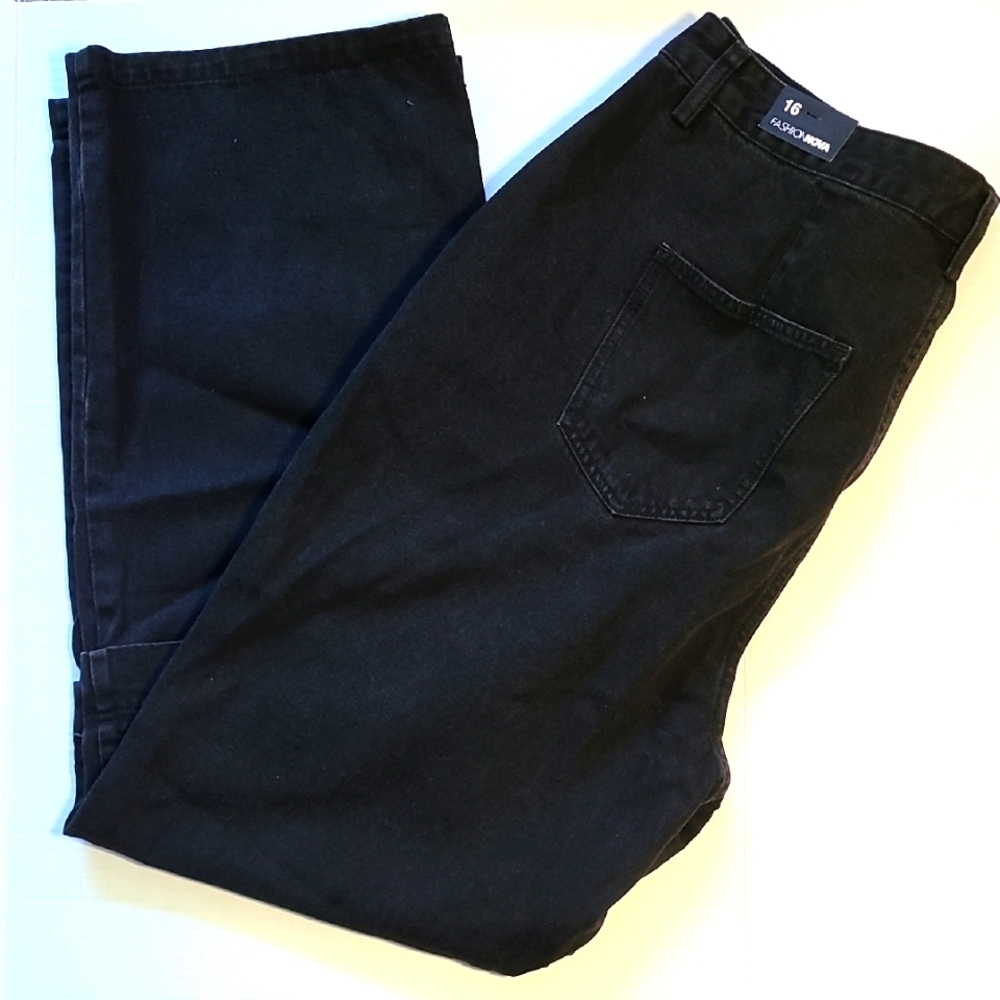 NWT Fashion Nova Cargo Jeans Ready To Run Black Size 16